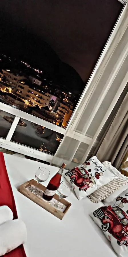 Apartamento entre montaña y playa Fuengirola 0*,  España