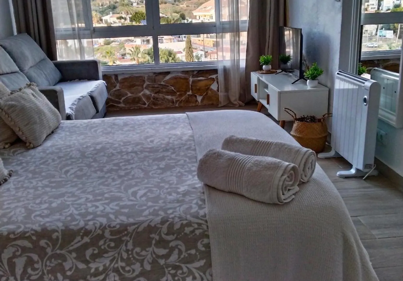 Apartamento Entre Montana Y Playa Fuengirola Apartment